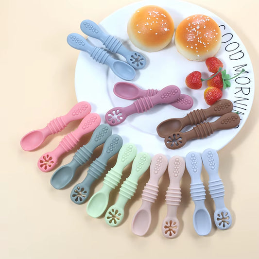 SYLEYNA BabySpoon™ — La cuillère d’apprentissage qui aide bébé à manger seul